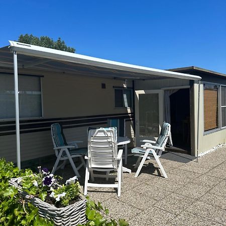 Gezellige Stacaravan Met Groot, Zonnig Terras! Belt-Schutsloot 外观 照片