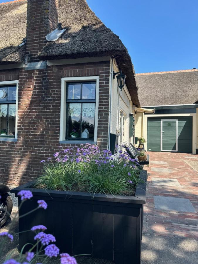 Gezellige Stacaravan Met Groot, Zonnig Terras! Belt-Schutsloot 外观 照片